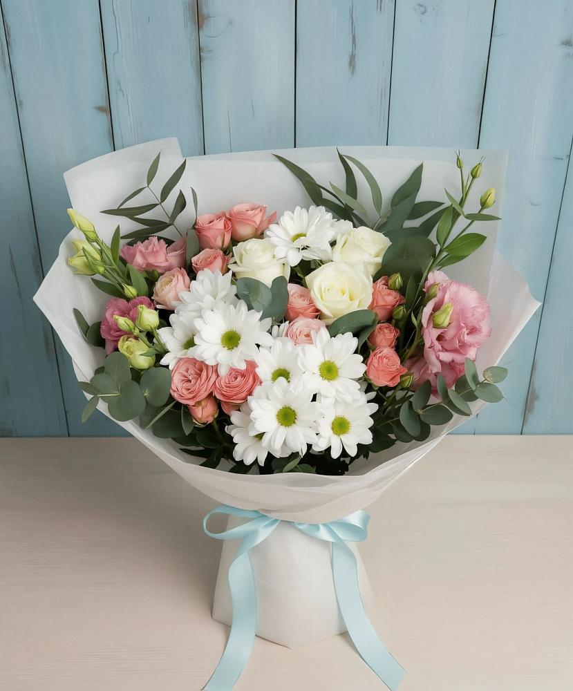 Букет цветов из: Розы, Лизиантусы и Хризантемы в Бердюжье