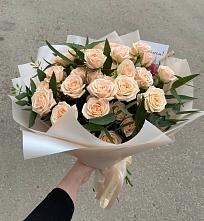 Букет Кремовые розы Латте в Бердюжье