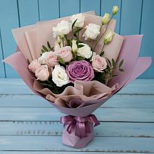 Букет цветов из:  Розы и Лизиантусы в Бердюжье