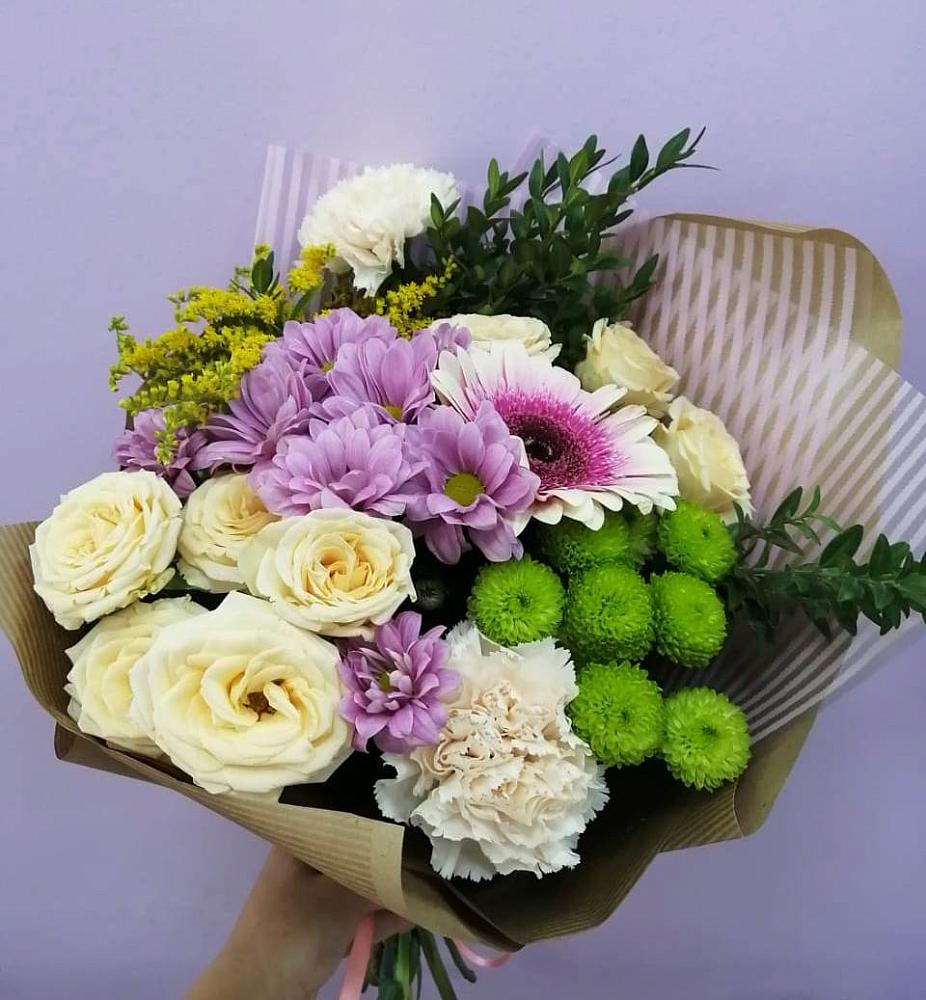 Букет цветов из: Хризантемы, Розы, Гвоздики и Герберы в Бердюжье