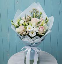 Букет цветов из:  Розы и Лизиантусы в Бердюжье